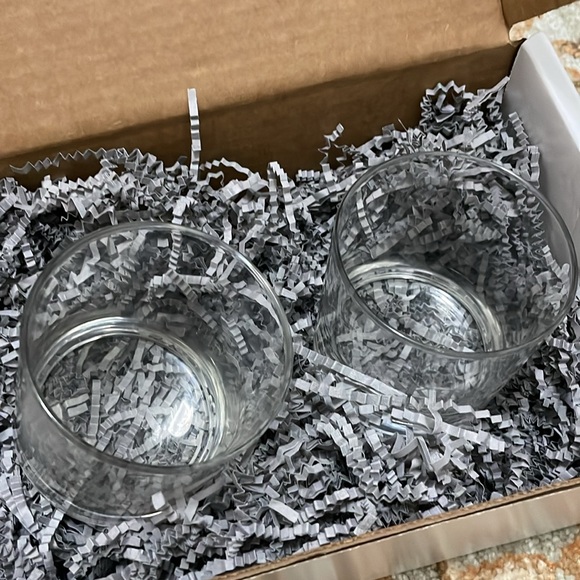 Vintage Skip Rock Distillers Set of 2 Whiskey Drinking Glasses In New Condition - Picture 4 of 4